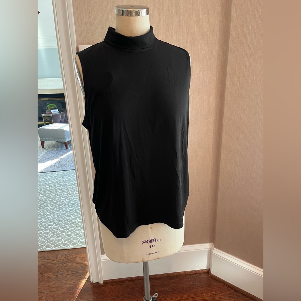 Banana Republic black tank